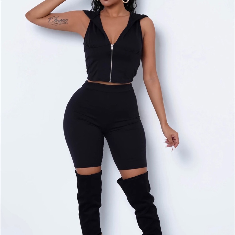 Two piece short set